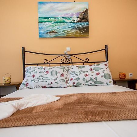 Aristotelis Apartments Razáta Eksteriør bilde