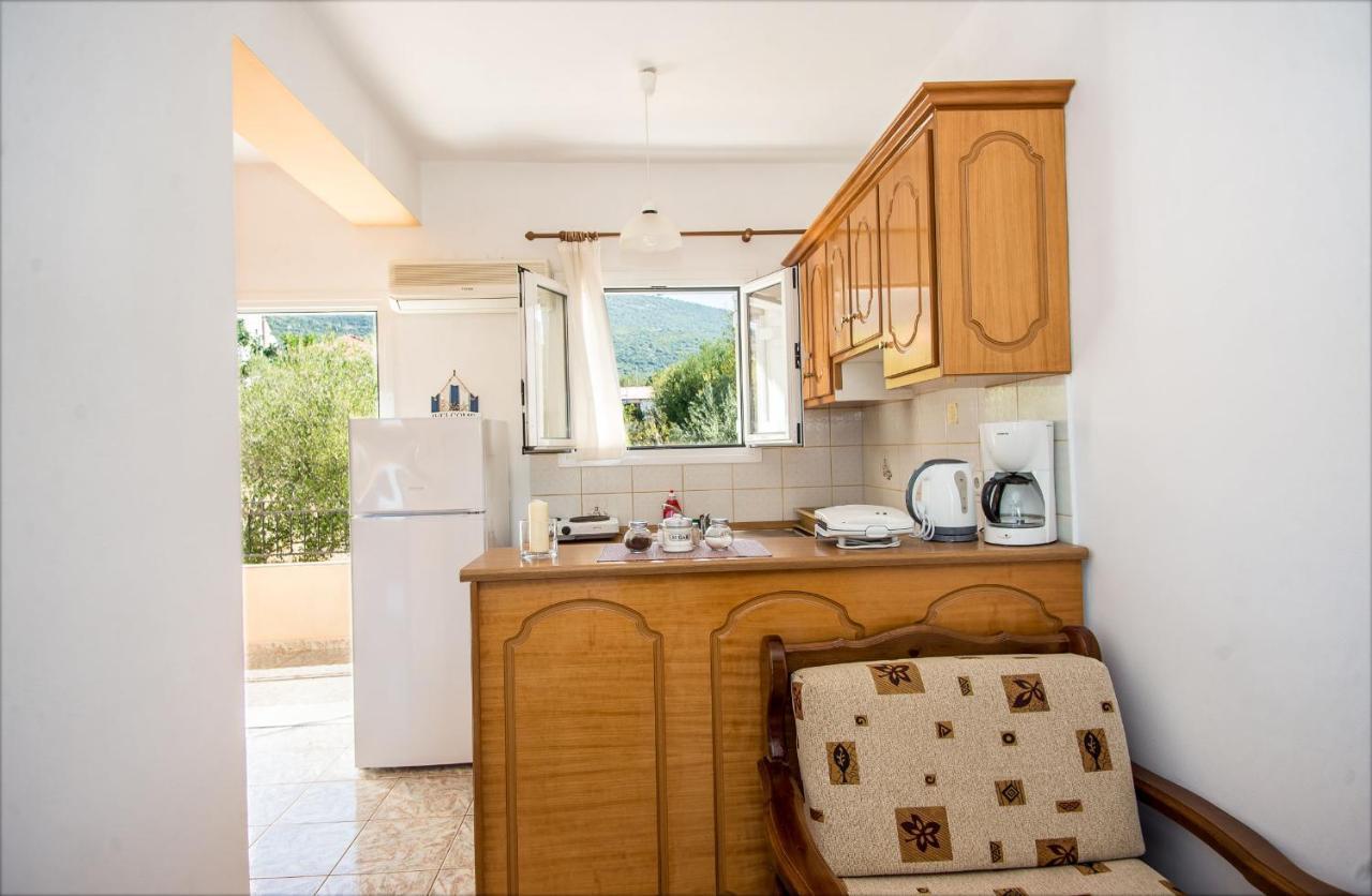 Aristotelis Apartments Razáta Eksteriør bilde