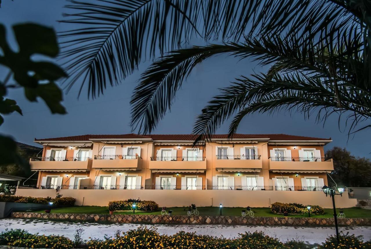 Aristotelis Apartments Razáta Eksteriør bilde