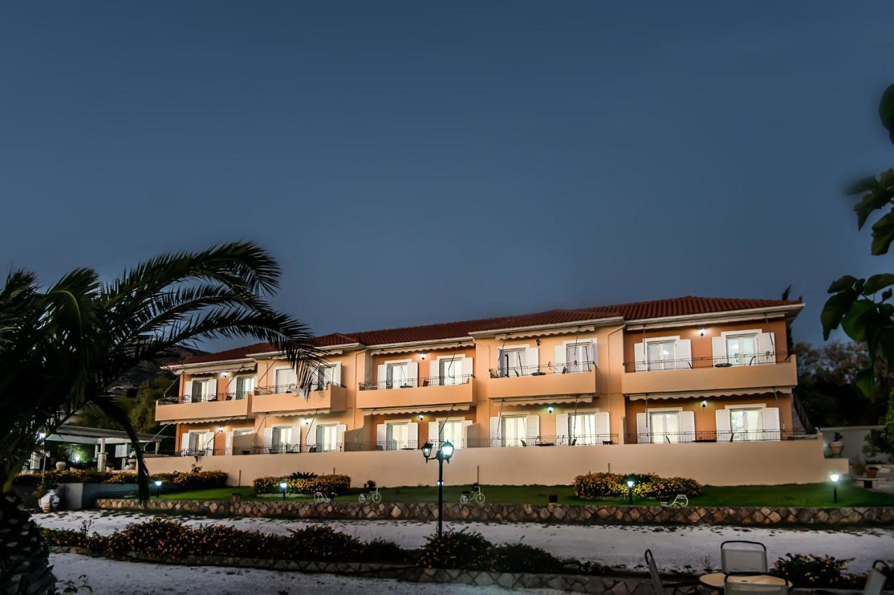 Aristotelis Apartments Razáta Eksteriør bilde