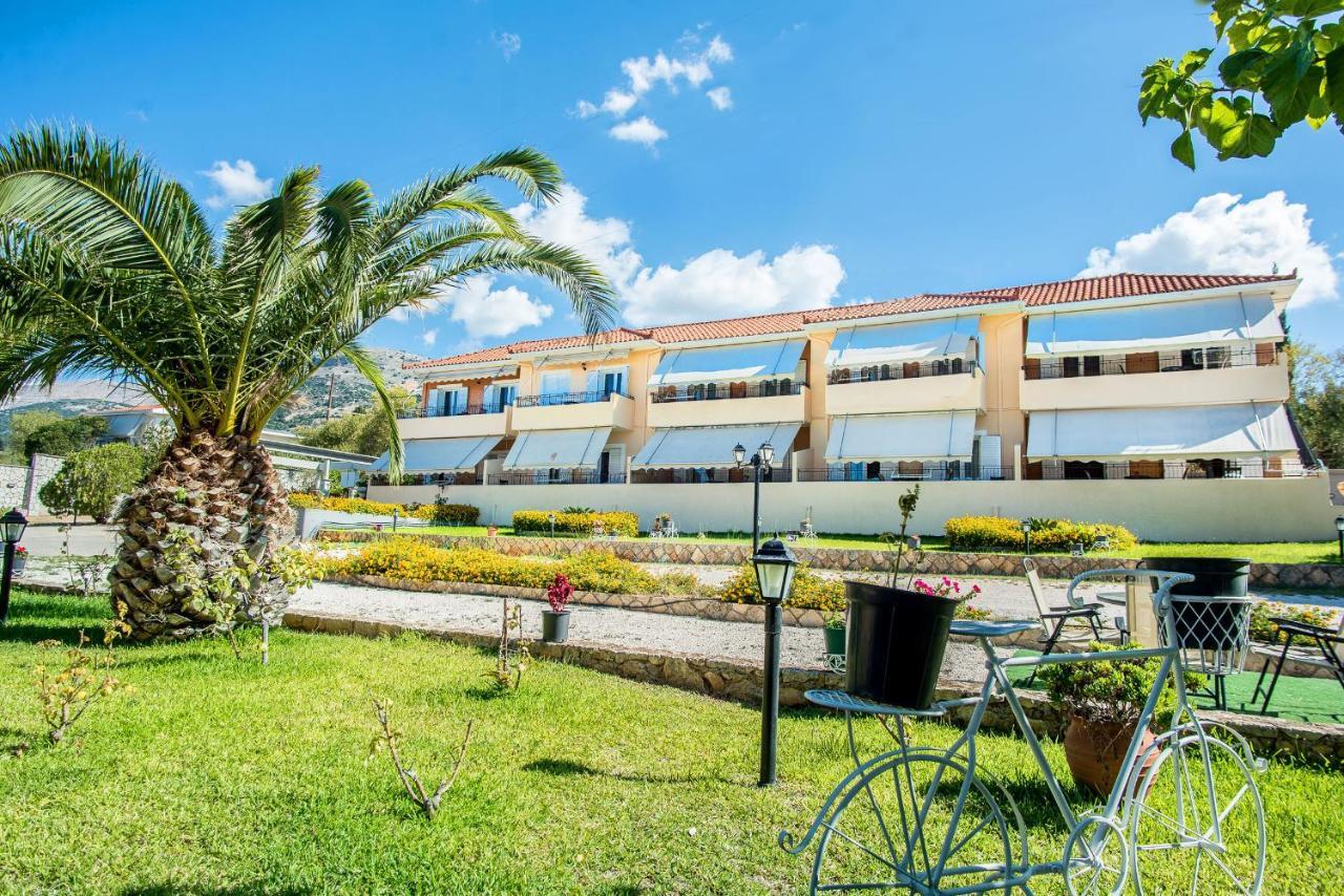 Aristotelis Apartments Razáta Eksteriør bilde
