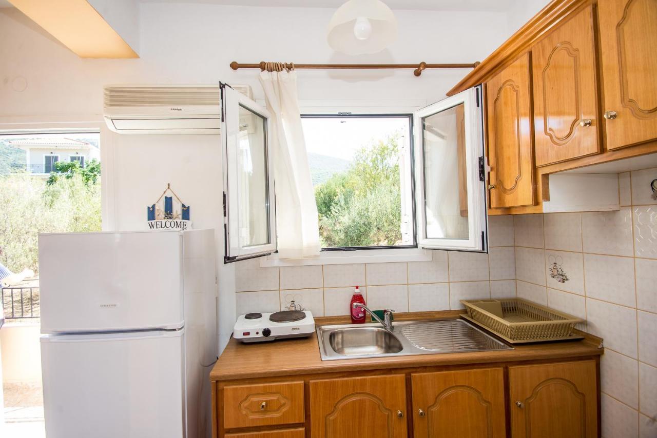 Aristotelis Apartments Razáta Eksteriør bilde