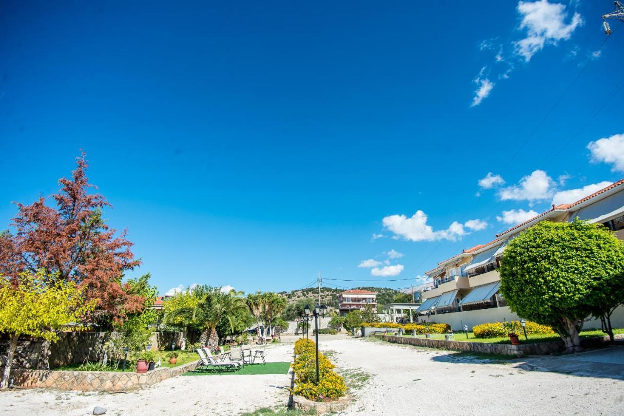 Aristotelis Apartments Razáta Eksteriør bilde