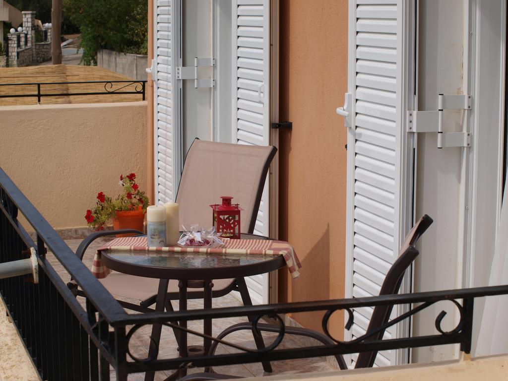 Aristotelis Apartments Razáta Eksteriør bilde